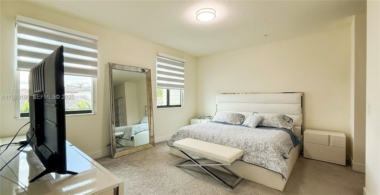 4654 NW 84th Ave, Doral, FL 33166 Photo