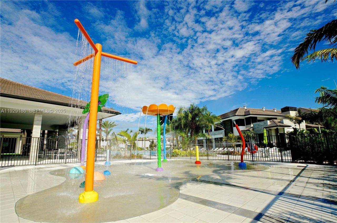 4654 NW 84th Ave, Doral, FL 33166 Photo