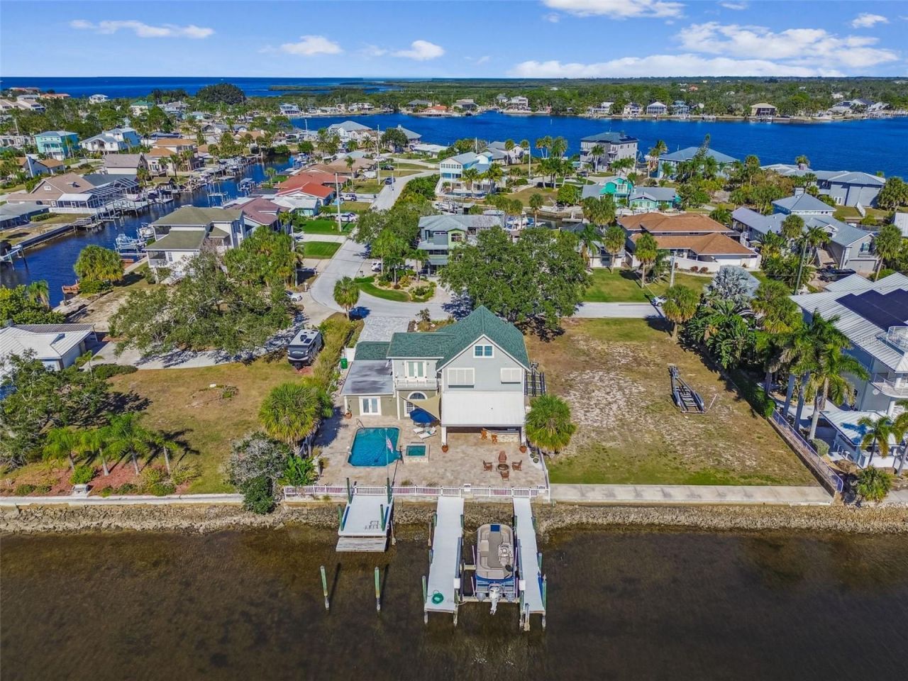 8025 Island Drive, Port Richey, FL 34668 Photo