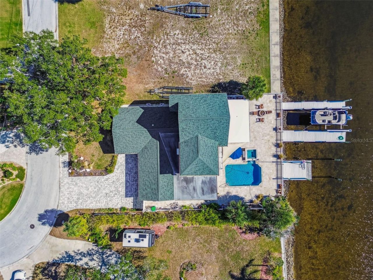 8025 Island Drive, Port Richey, FL 34668 Photo