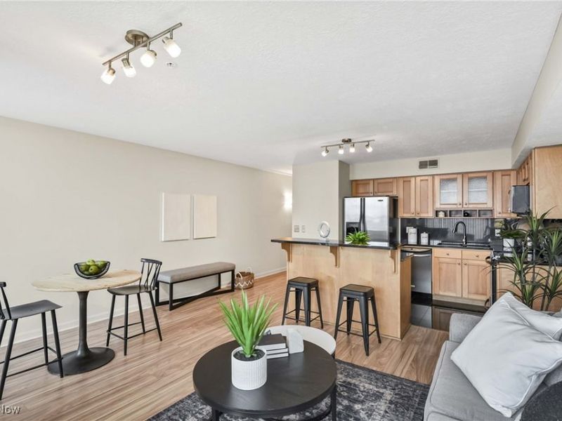 2222 Detroit Avenue, Unit 717, Cleveland, OH 44113 Photo 15