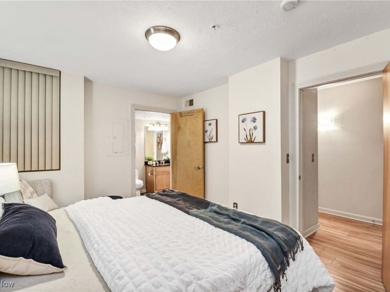 2222 Detroit Avenue, Unit 717, Cleveland, OH 44113 Photo 6