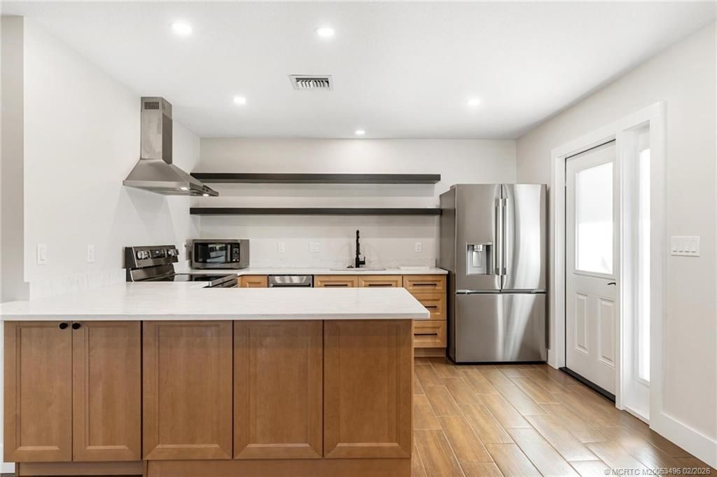 516 SW Camden Avenue, Stuart, FL 34994 Photo