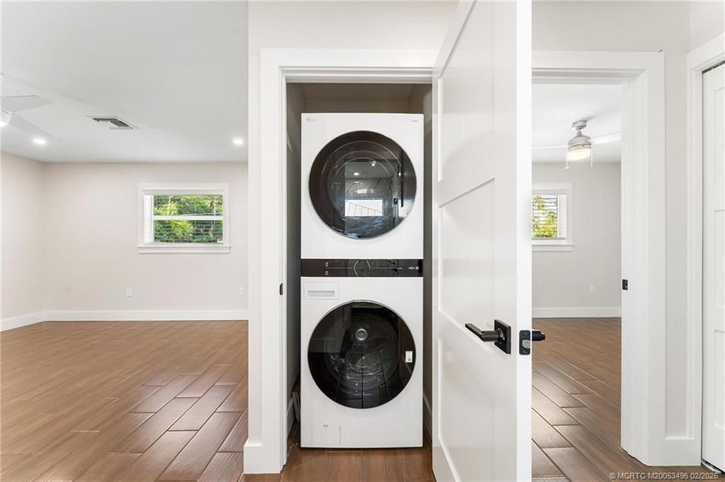 516 SW Camden Avenue, Stuart, FL 34994 Photo