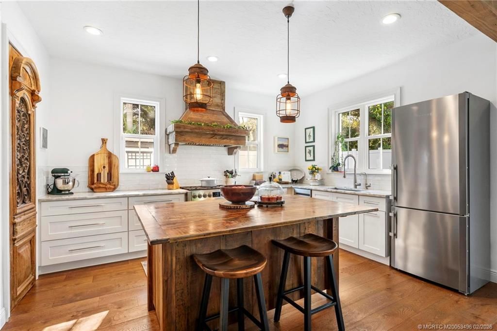 516 SW Camden Avenue, Stuart, FL 34994 Photo