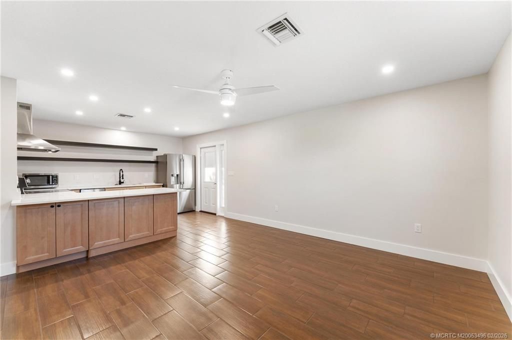 516 SW Camden Avenue, Stuart, FL 34994 Photo