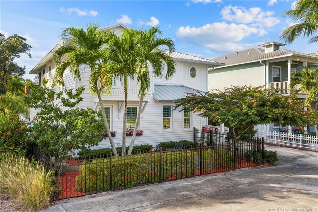 516 SW Camden Avenue, Stuart, FL 34994 Photo