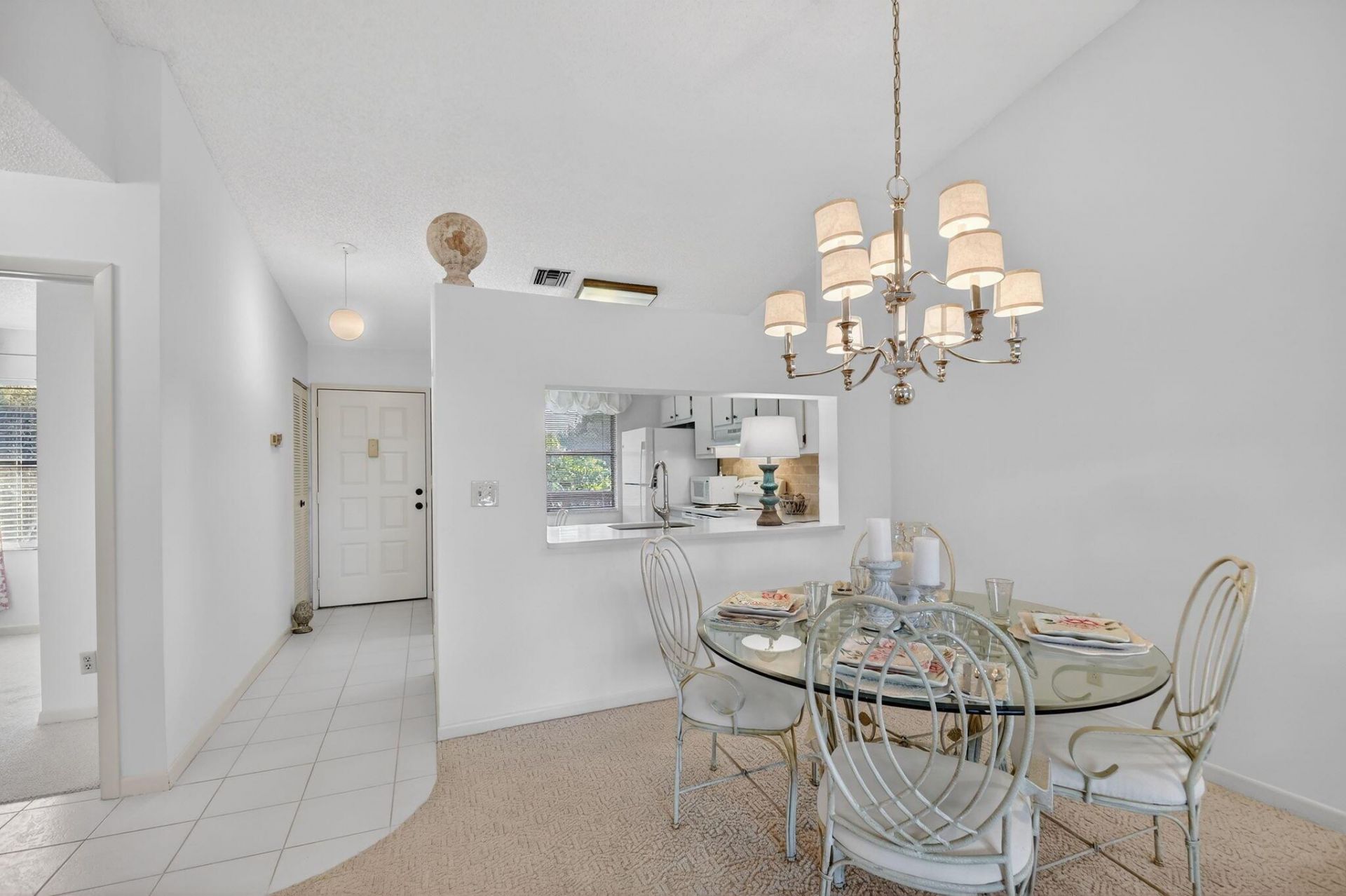 4542 Lucerne Lakes Boulevard E, Unit 202, Lake Worth, FL 33467 Photo