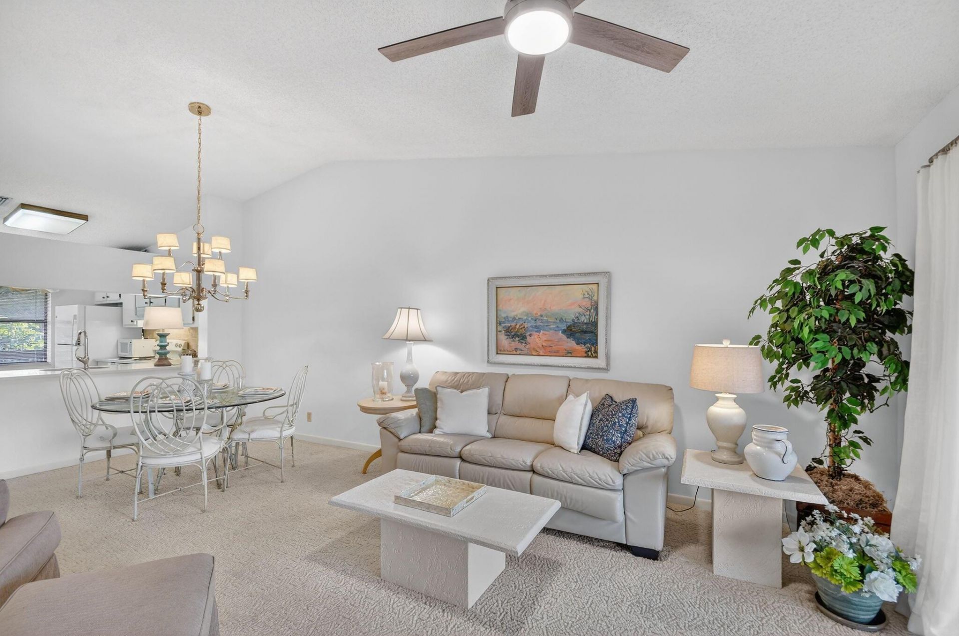 4542 Lucerne Lakes Boulevard E, Unit 202, Lake Worth, FL 33467 Photo