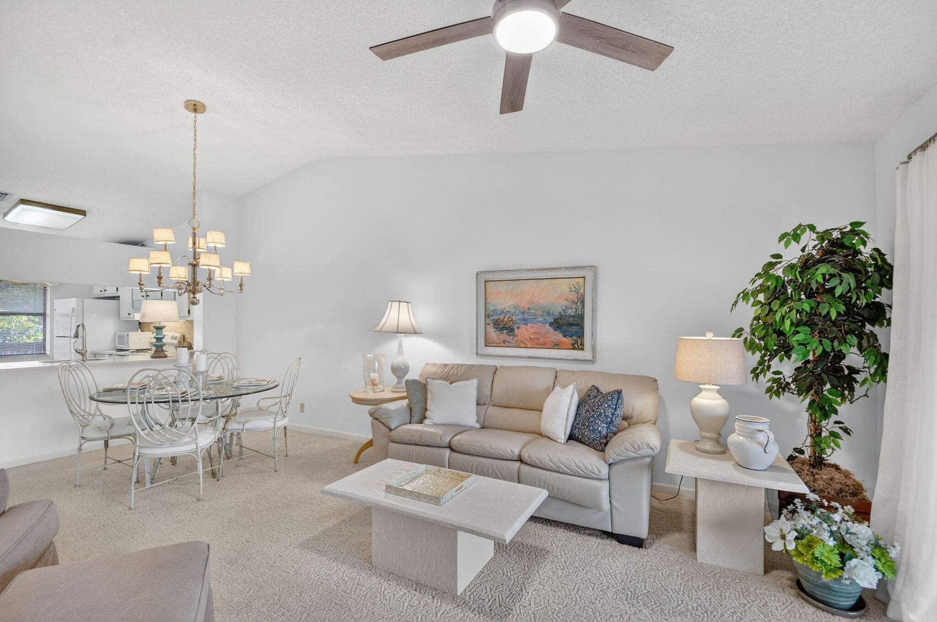 4542 Lucerne Lakes Boulevard E, Unit 202, Lake Worth, FL 33467 Photo