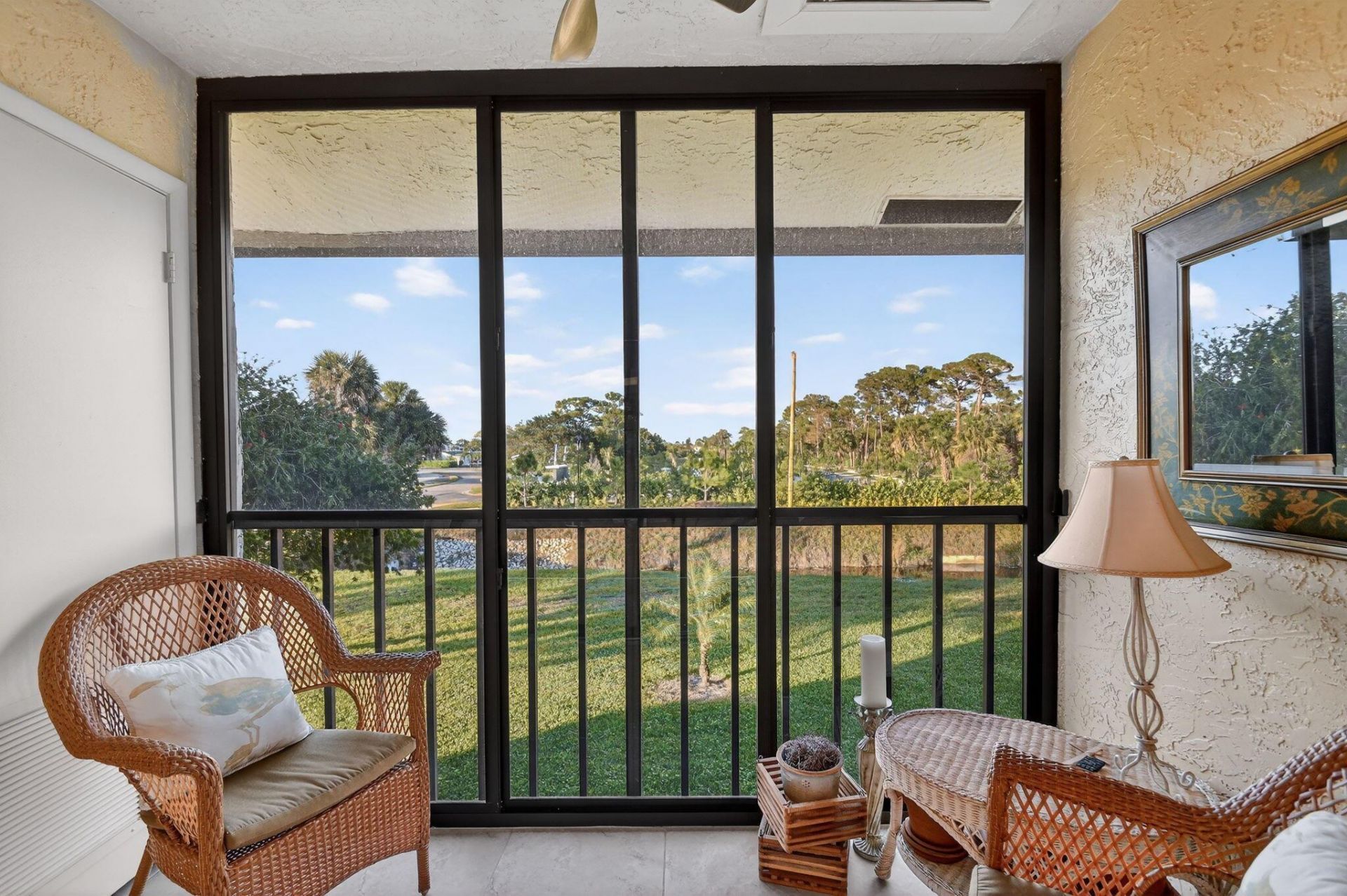 4542 Lucerne Lakes Boulevard E, Unit 202, Lake Worth, FL 33467 Photo