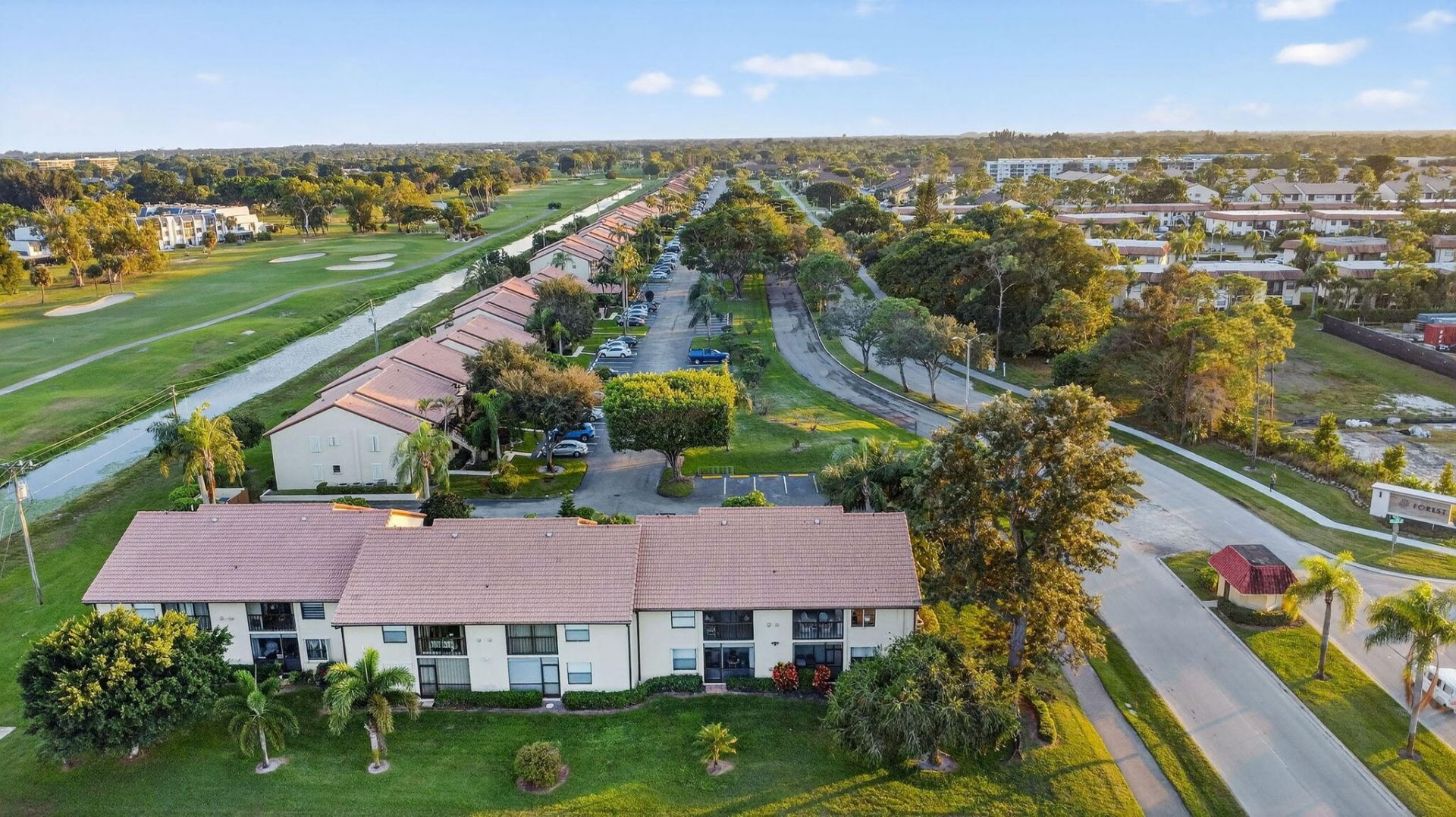 4542 Lucerne Lakes Boulevard E, Unit 202, Lake Worth, FL 33467 Photo
