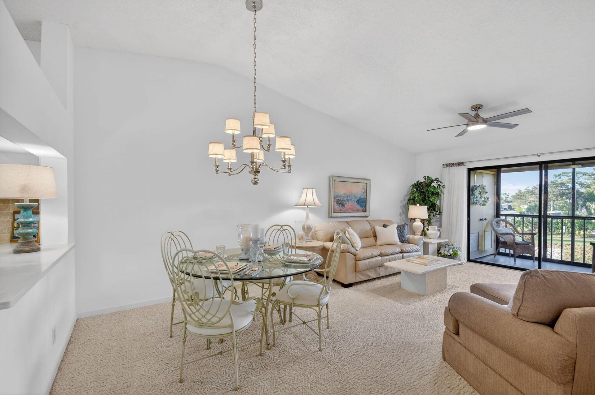 4542 Lucerne Lakes Boulevard E, Unit 202, Lake Worth, FL 33467 Photo