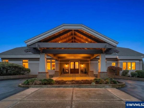 3252 Mt Kuebler Dr S, Salem, OR 97302