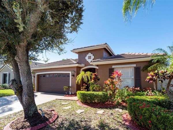 160 NW 166th Avenue, Pembroke Pines, FL 33028