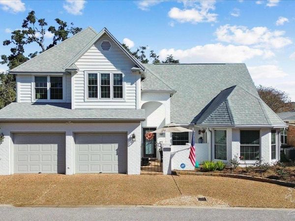 3377 Chantarene Dr, Pensacola, FL 32507