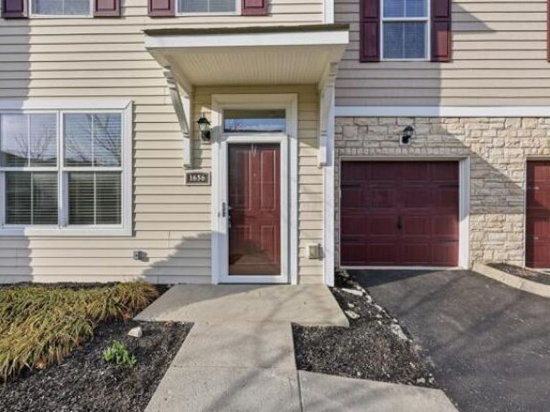 1656 Nature Drive, Unit 22, Grove City, OH 43123 Photo 4