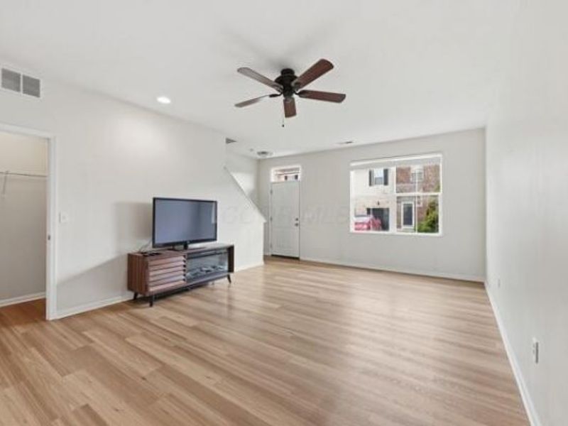 1656 Nature Drive, Unit 22, Grove City, OH 43123 Photo 8
