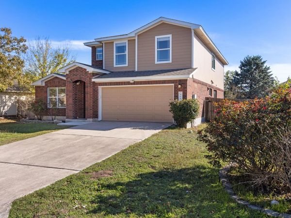 406 Golden Gate DR, Leander, TX 78641