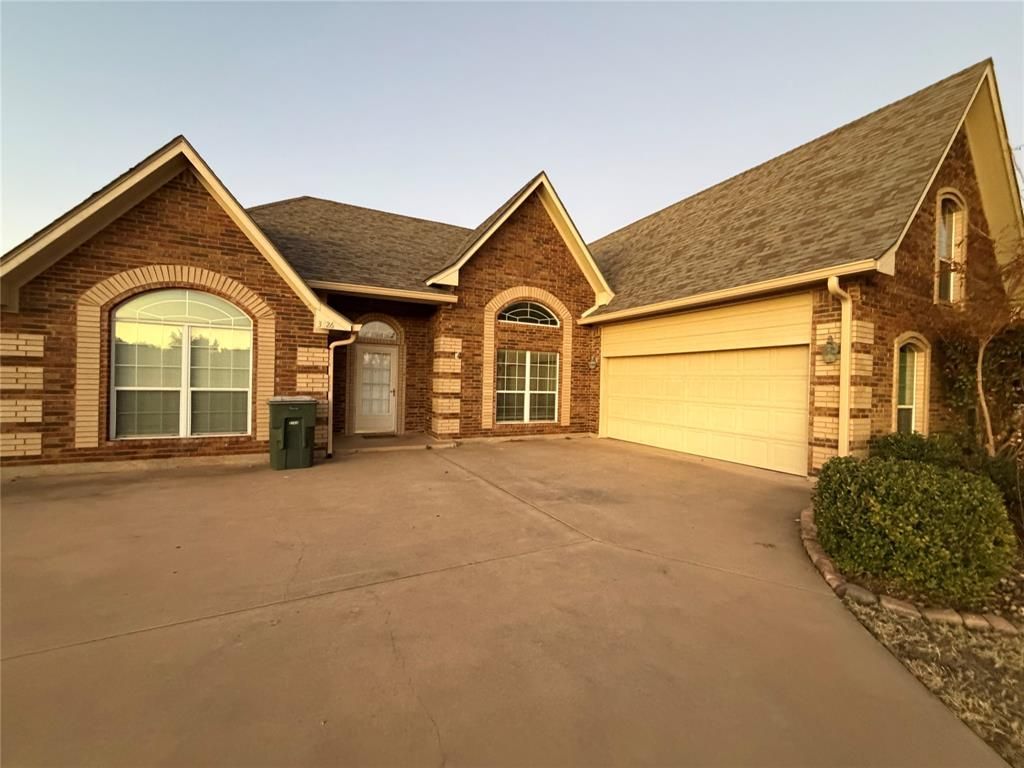 3426 Silver Oaks Drive, Abilene, TX 79606 Main Photo