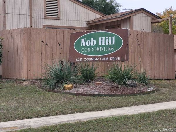 1051 Country Club, Unit 19, Seguin, TX 78155