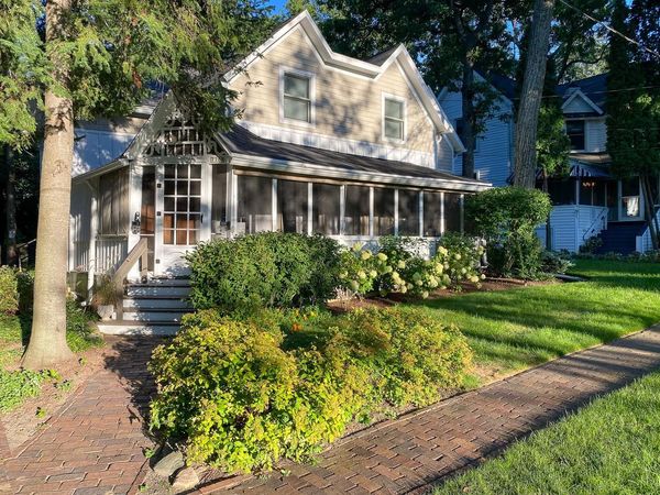 776 Lakeshore DRIVE, Unit R, Fontana, WI 53125