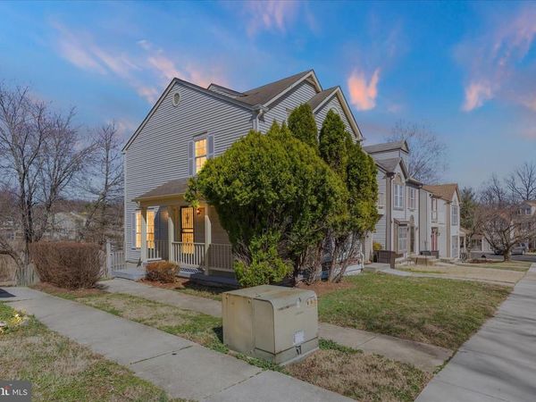 8710 POST OAK WAY, LANDOVER, MD 20785