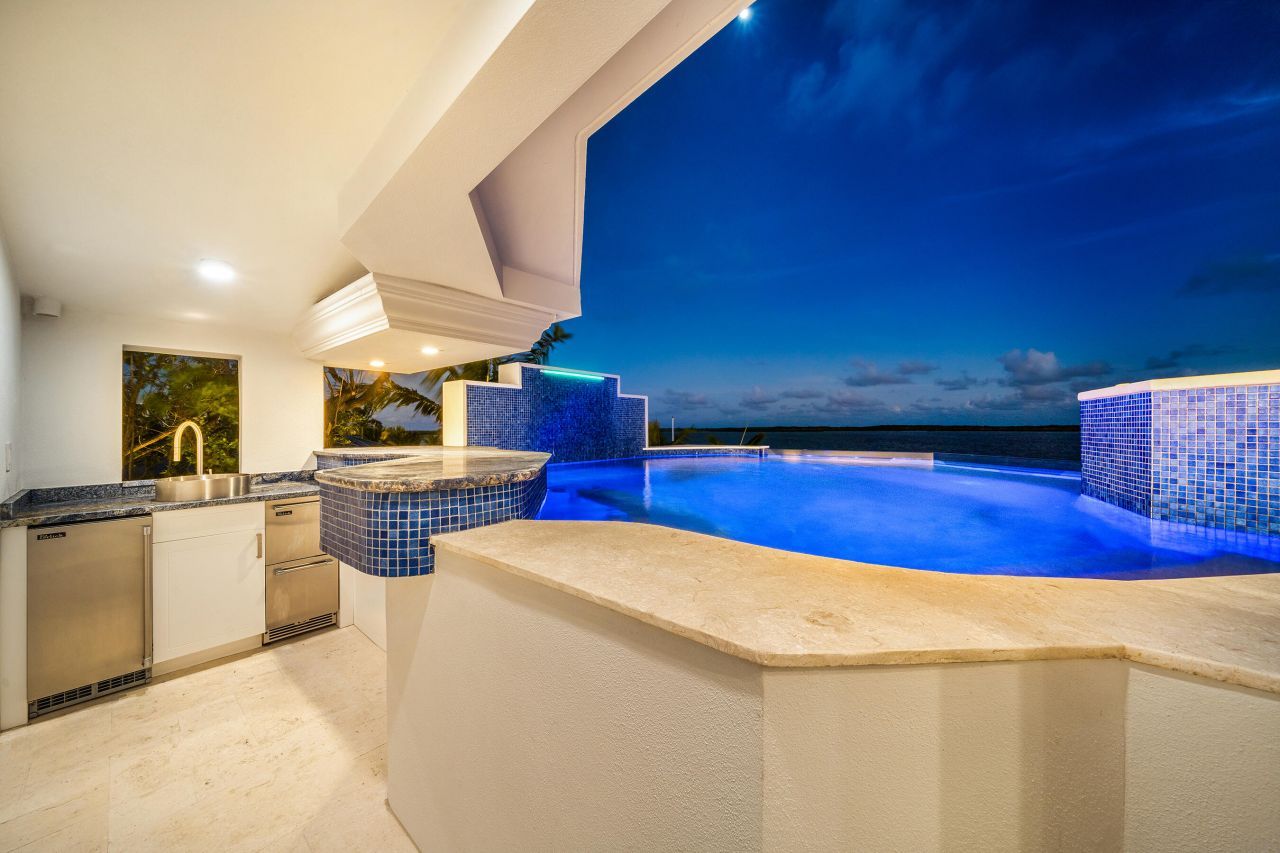 180 Pompano Drive, Key Largo, FL 33037 Photo