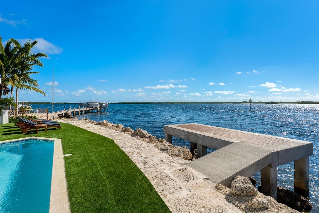 180 Pompano Drive, Key Largo, FL 33037 Photo