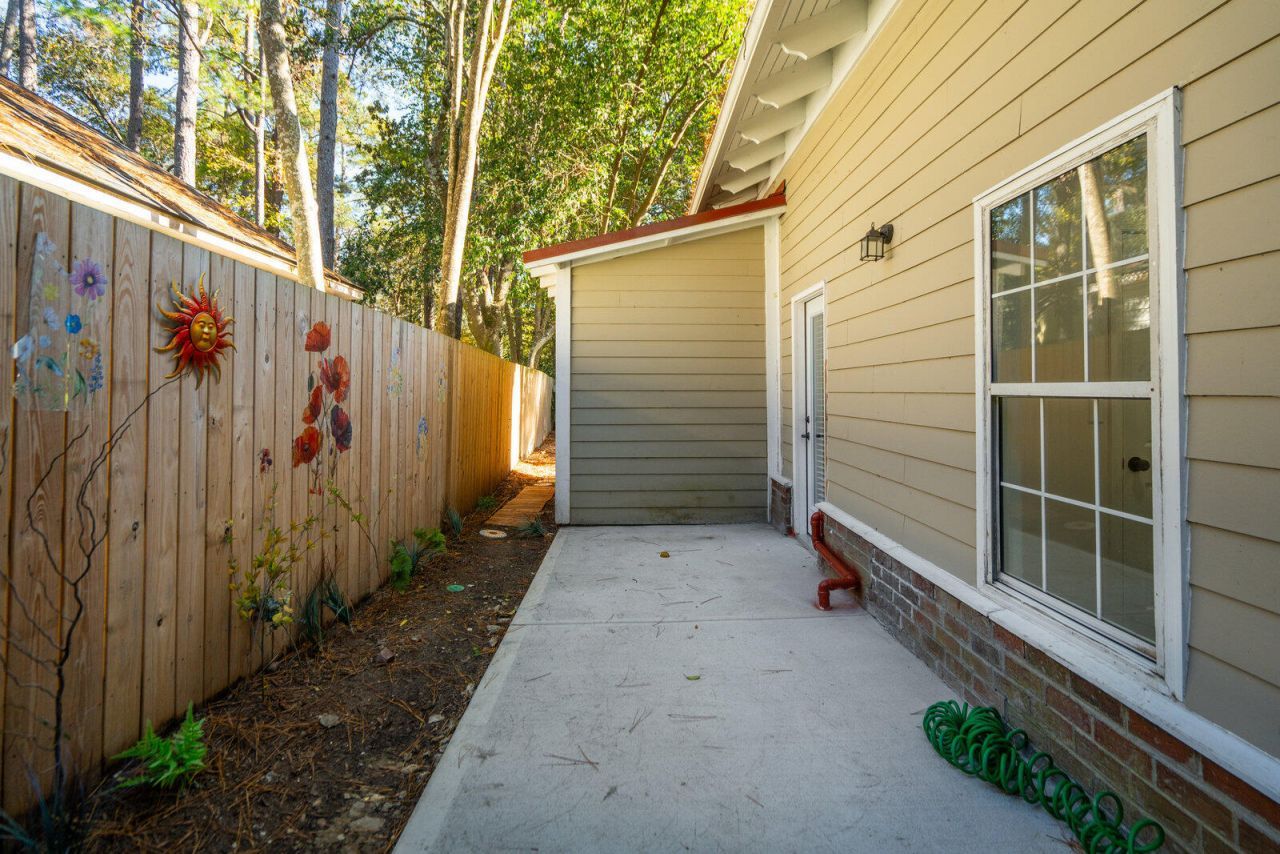 509 W 2nd South Street Photo 106