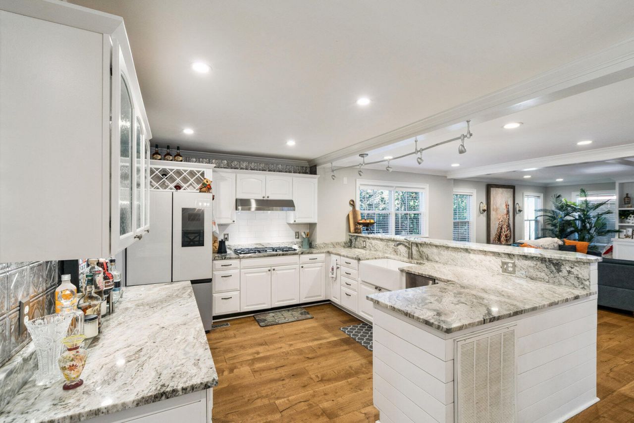 509 W 2nd South Street Photo 20