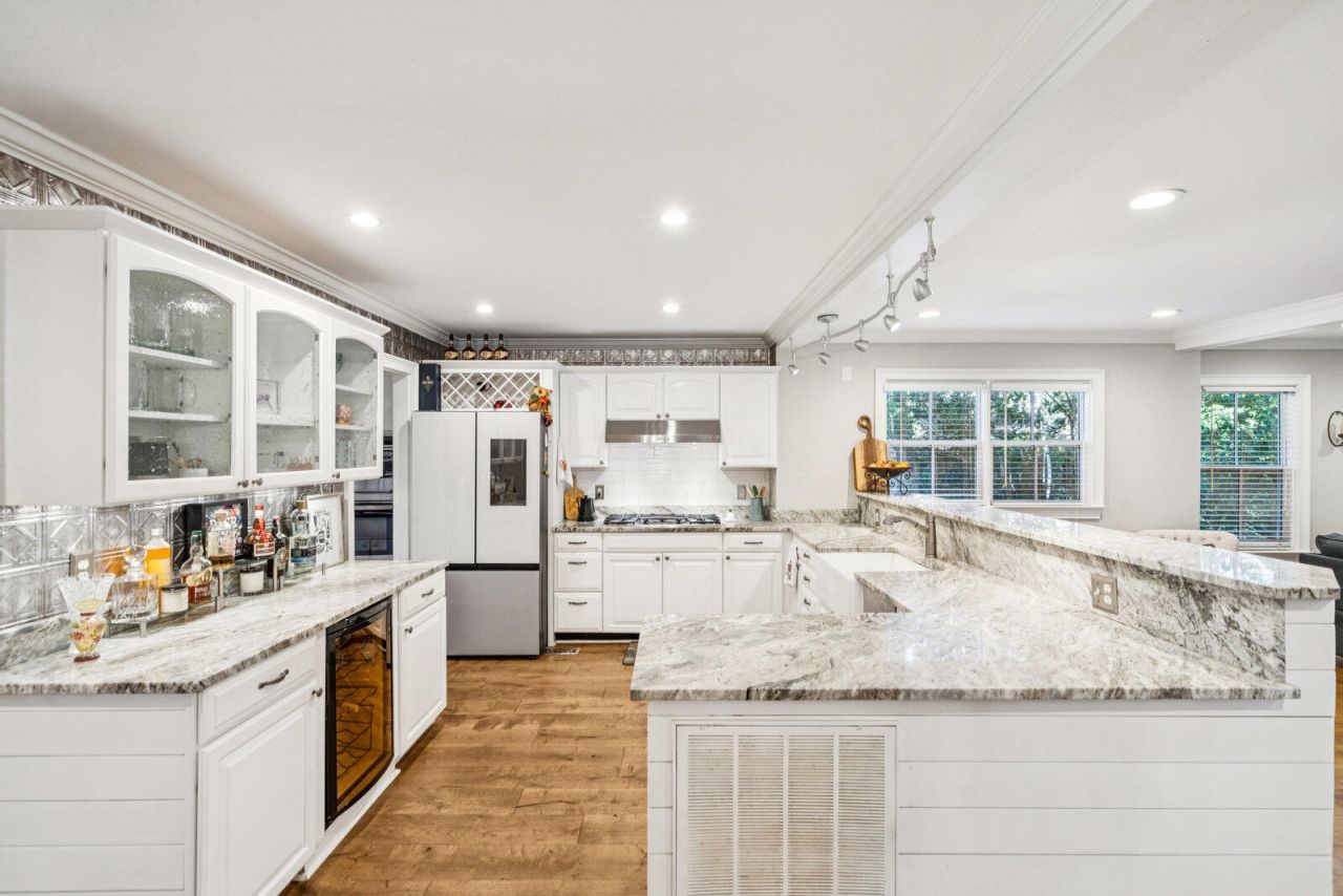 509 W 2nd South Street Photo 23