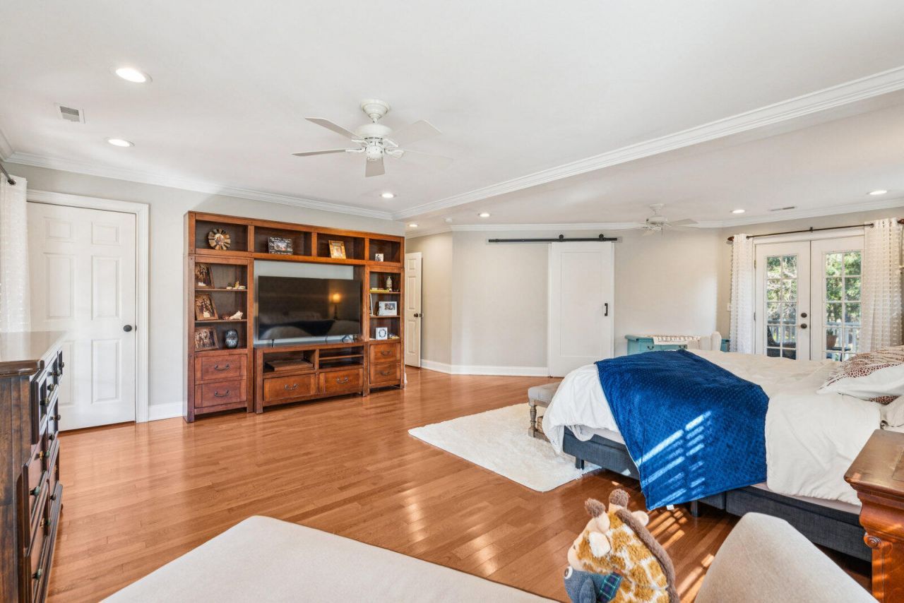 509 W 2nd South Street Photo 35