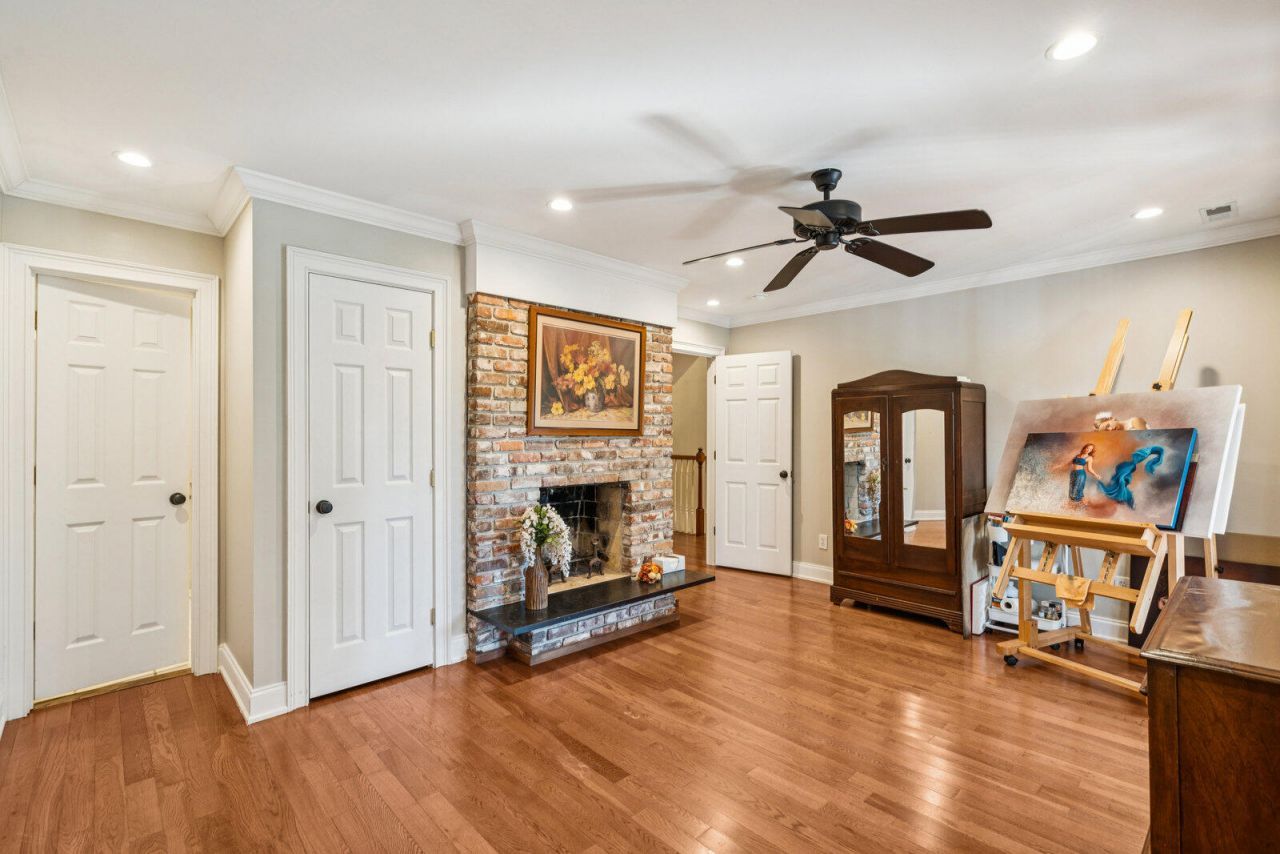 509 W 2nd South Street Photo 45