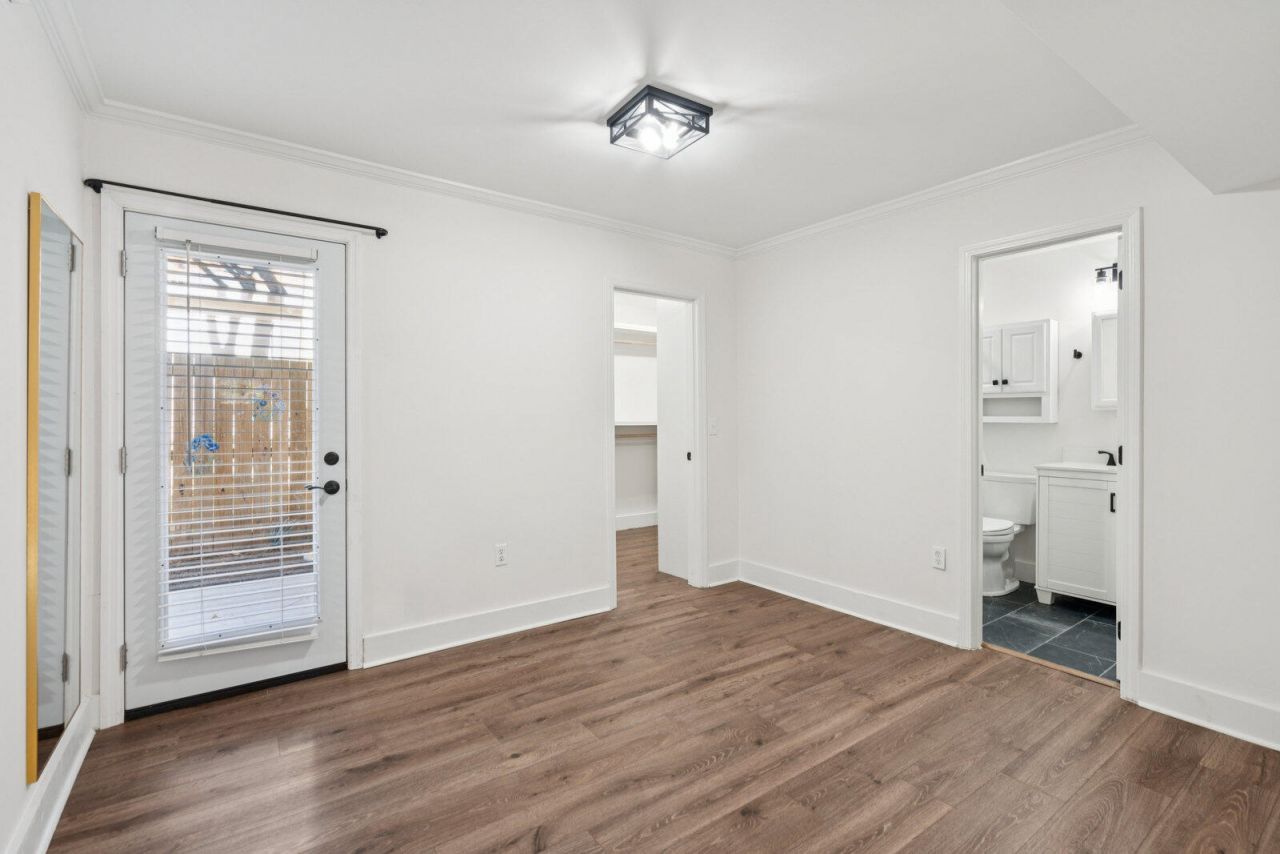 509 W 2nd South Street Photo 97