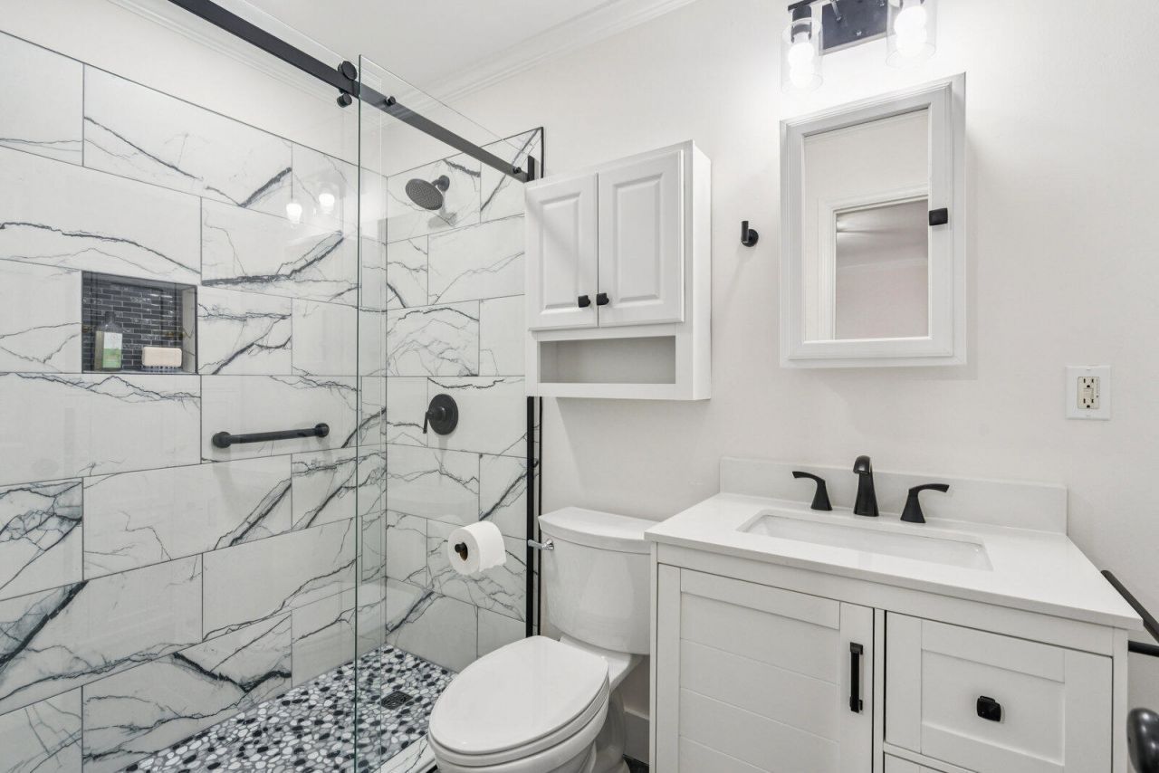 509 W 2nd South Street Photo 99