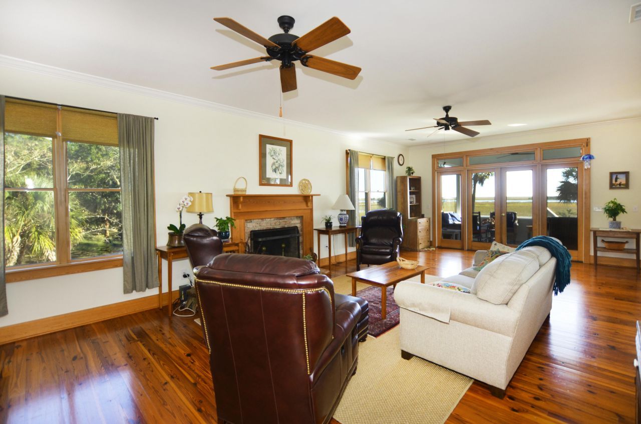 9715 Two Pines Road Photo 18