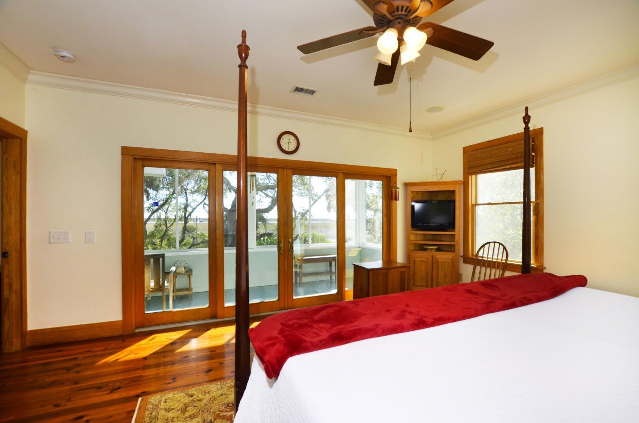 9715 Two Pines Road Photo 26