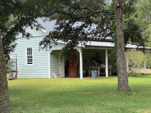 9715 Two Pines Road Photo 40