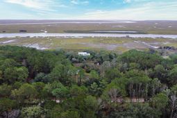 9715 Two Pines Road photo 4