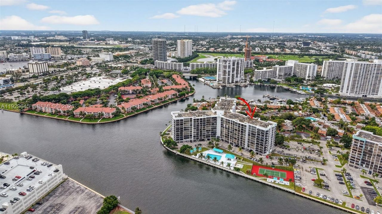 200 Leslie Dr, Unit 707, Hallandale Beach, FL 33009 Photo