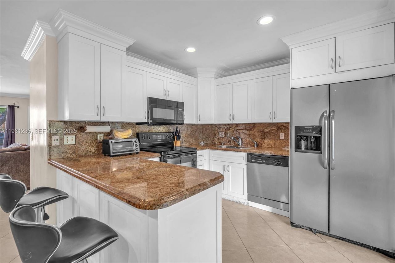 3370 N Beau Rivage Dr, Unit 3N, Pompano Beach, FL 33064 Photo