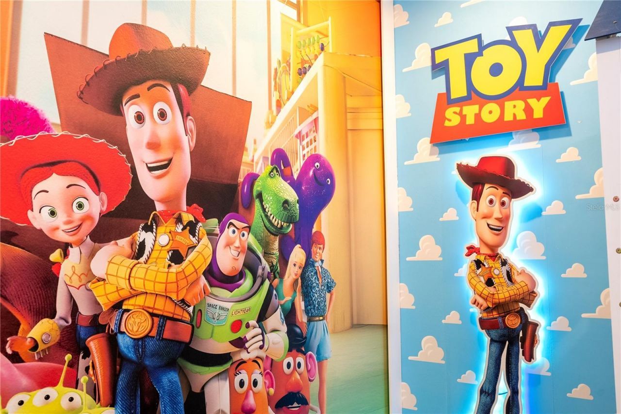 5887 High Seas Drive, Orlando, FL 32821 Photo