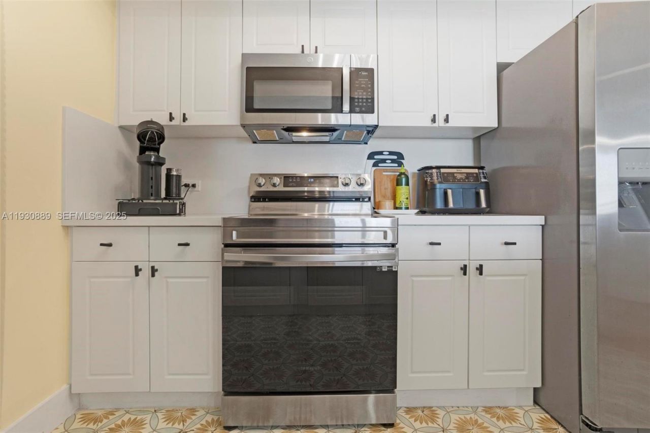 19501 W Country Club Dr, Unit 1202, Aventura, FL 33180 Photo