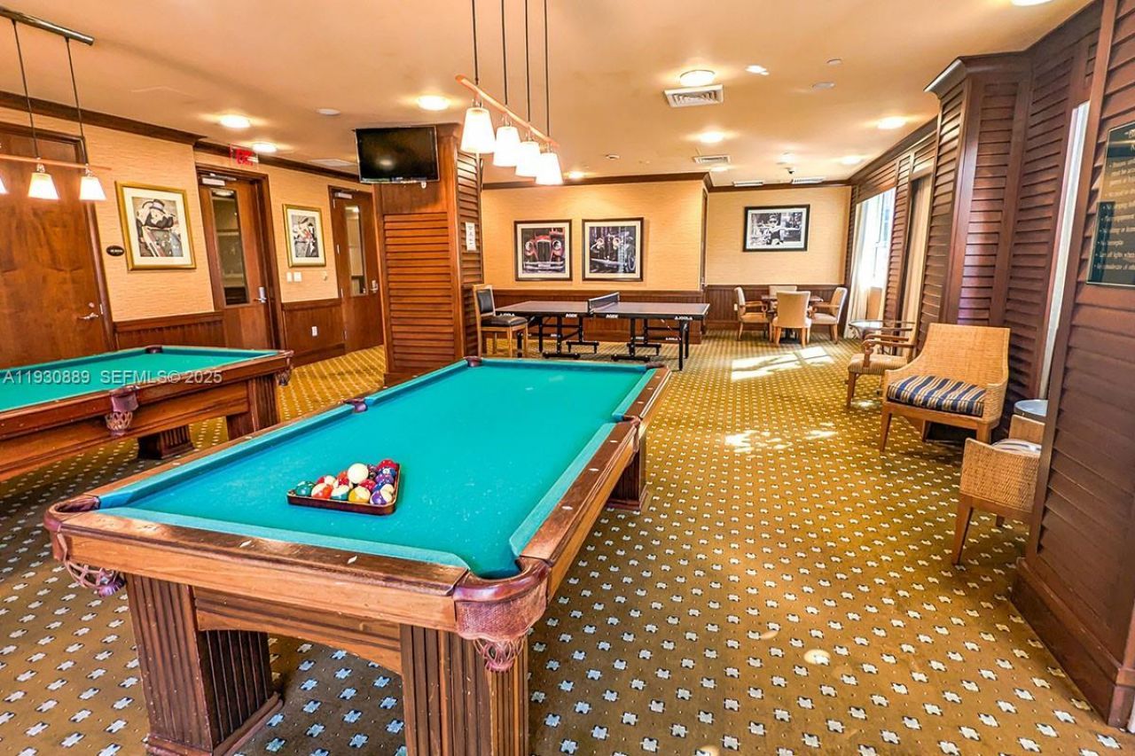 19501 W Country Club Dr, Unit 1202, Aventura, FL 33180 Photo