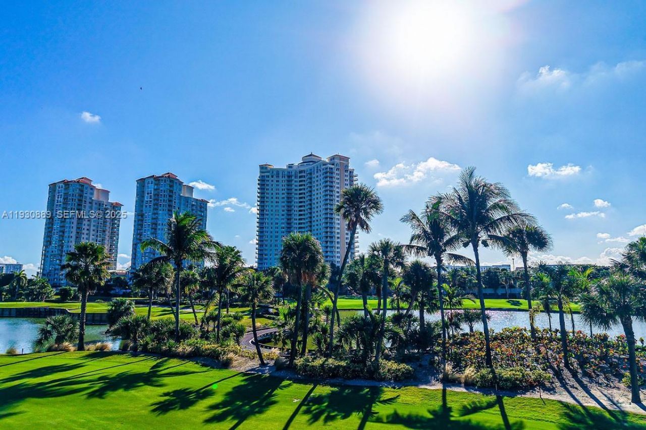 19501 W Country Club Dr, Unit 1202, Aventura, FL 33180 Photo