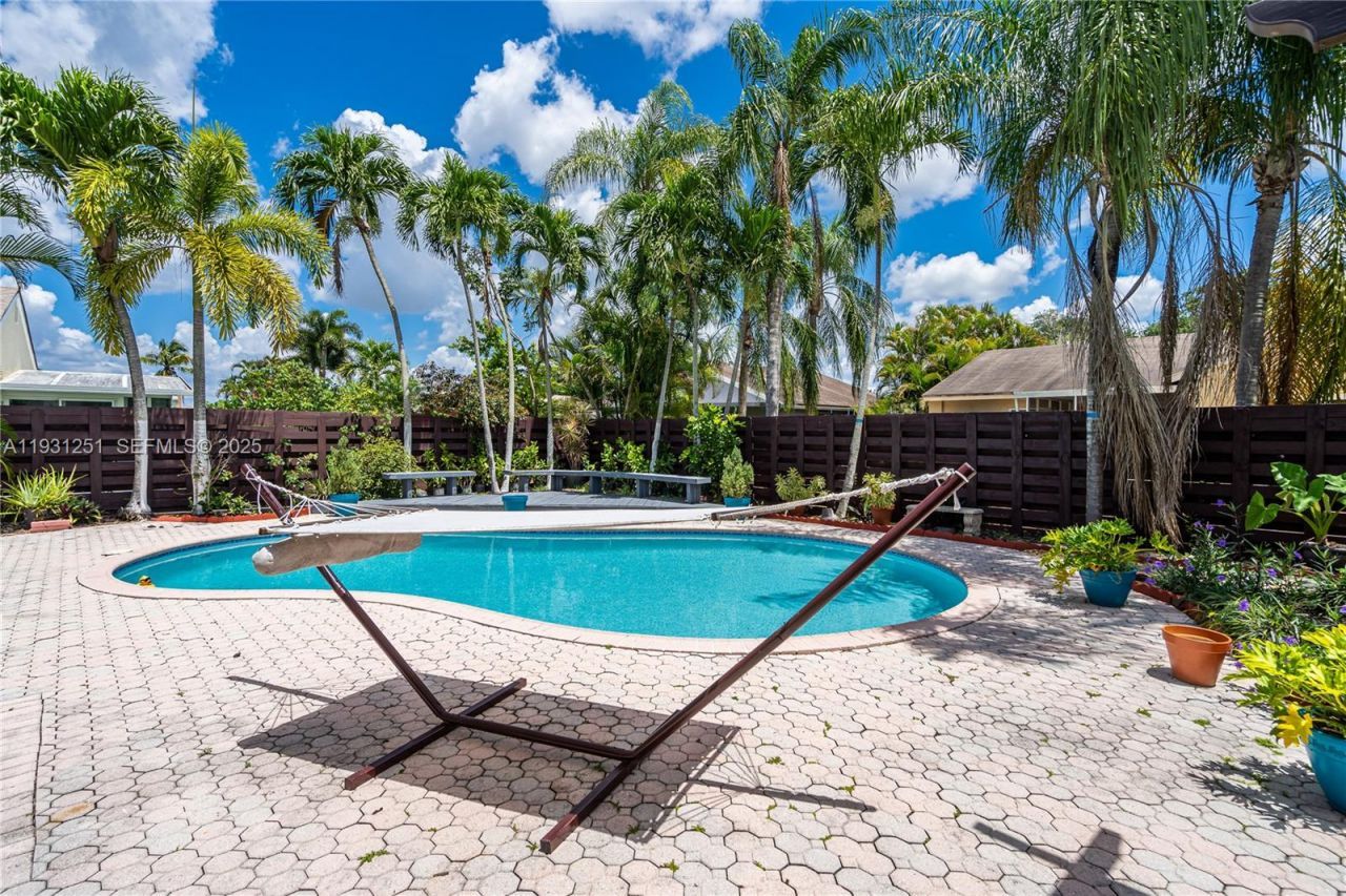5308 SW 117th Ave, Cooper City, FL 33330 Photo