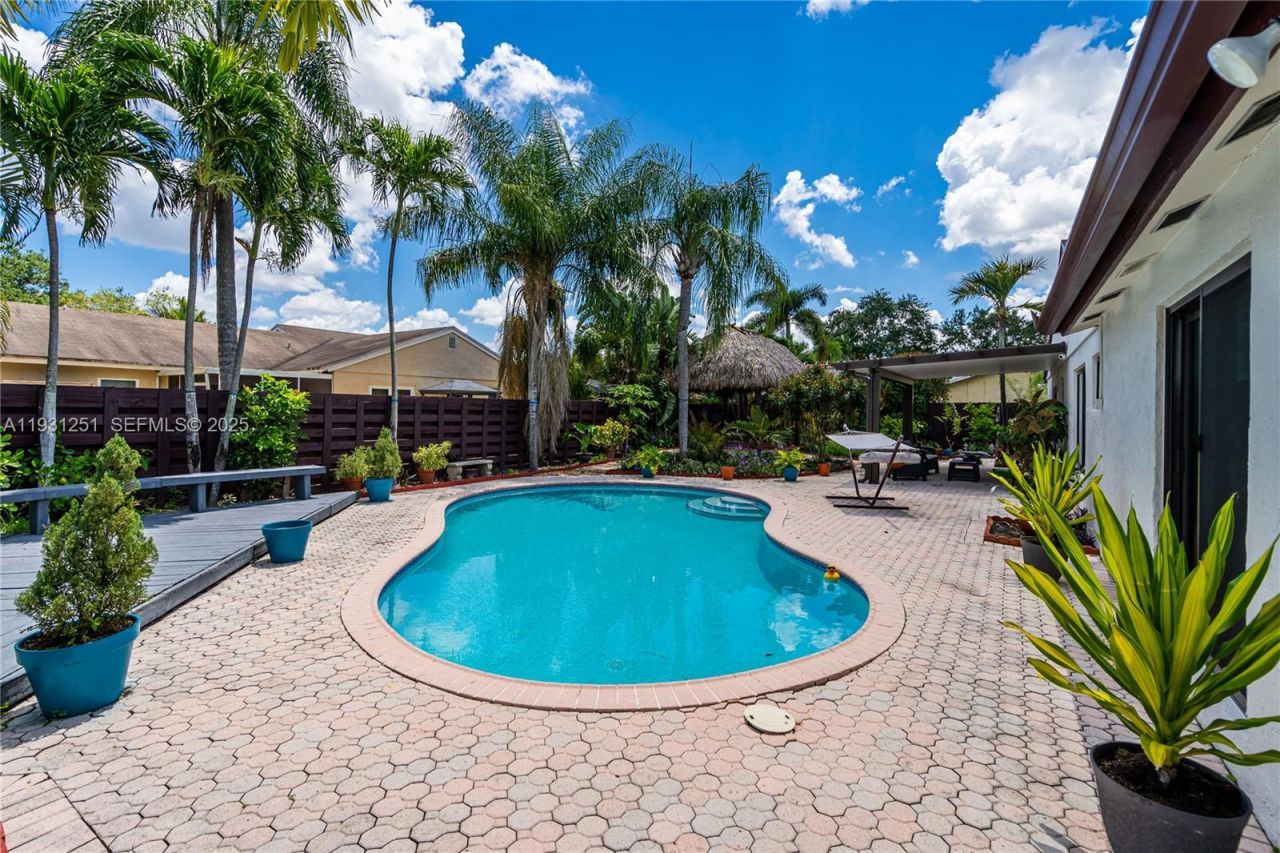 5308 SW 117th Ave, Cooper City, FL 33330 Photo