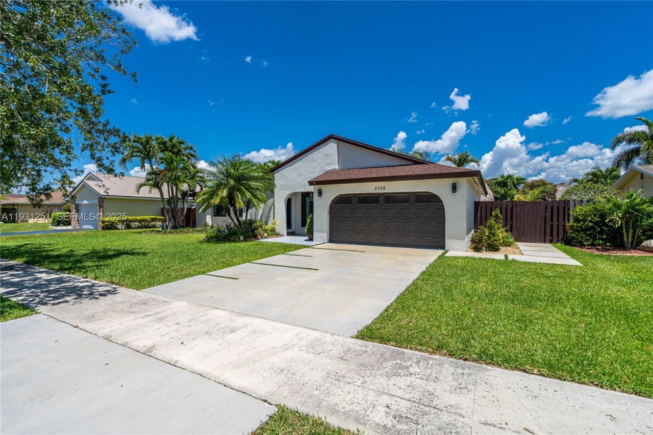 5308 SW 117th Ave, Cooper City, FL 33330 Photo