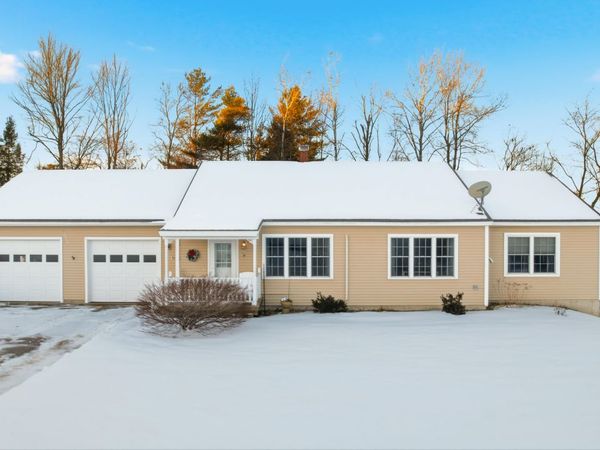 8 Sunrise Trail, Turner, ME 04282